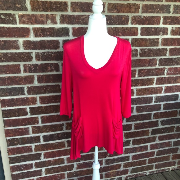 Women’s Logo By Lori Goldstein Hot Pink Shark Bite Hem Top Size Small - Picture 1 of 6